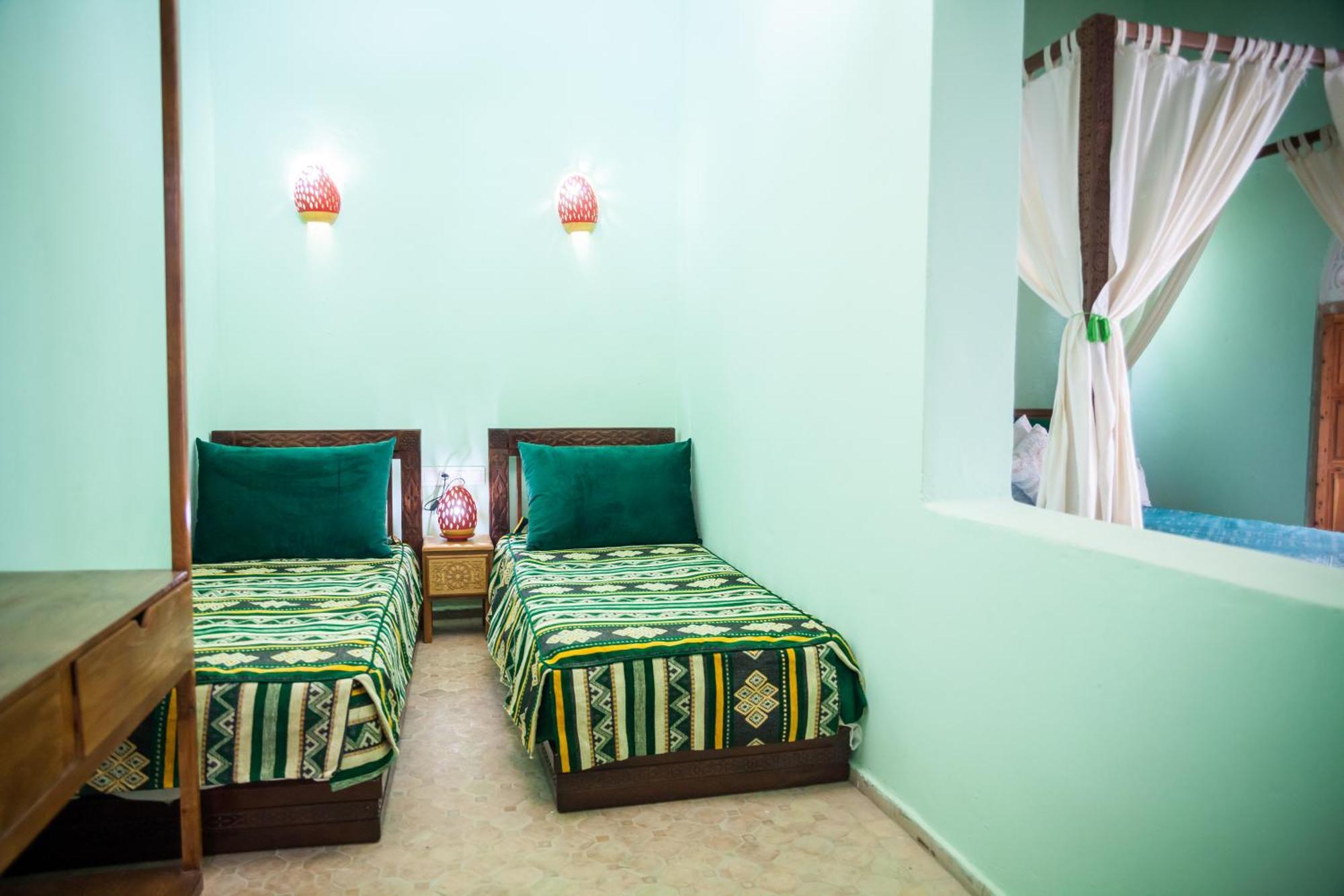 Dar Shaeir Bed & Breakfast Rabat Oda fotoğraf