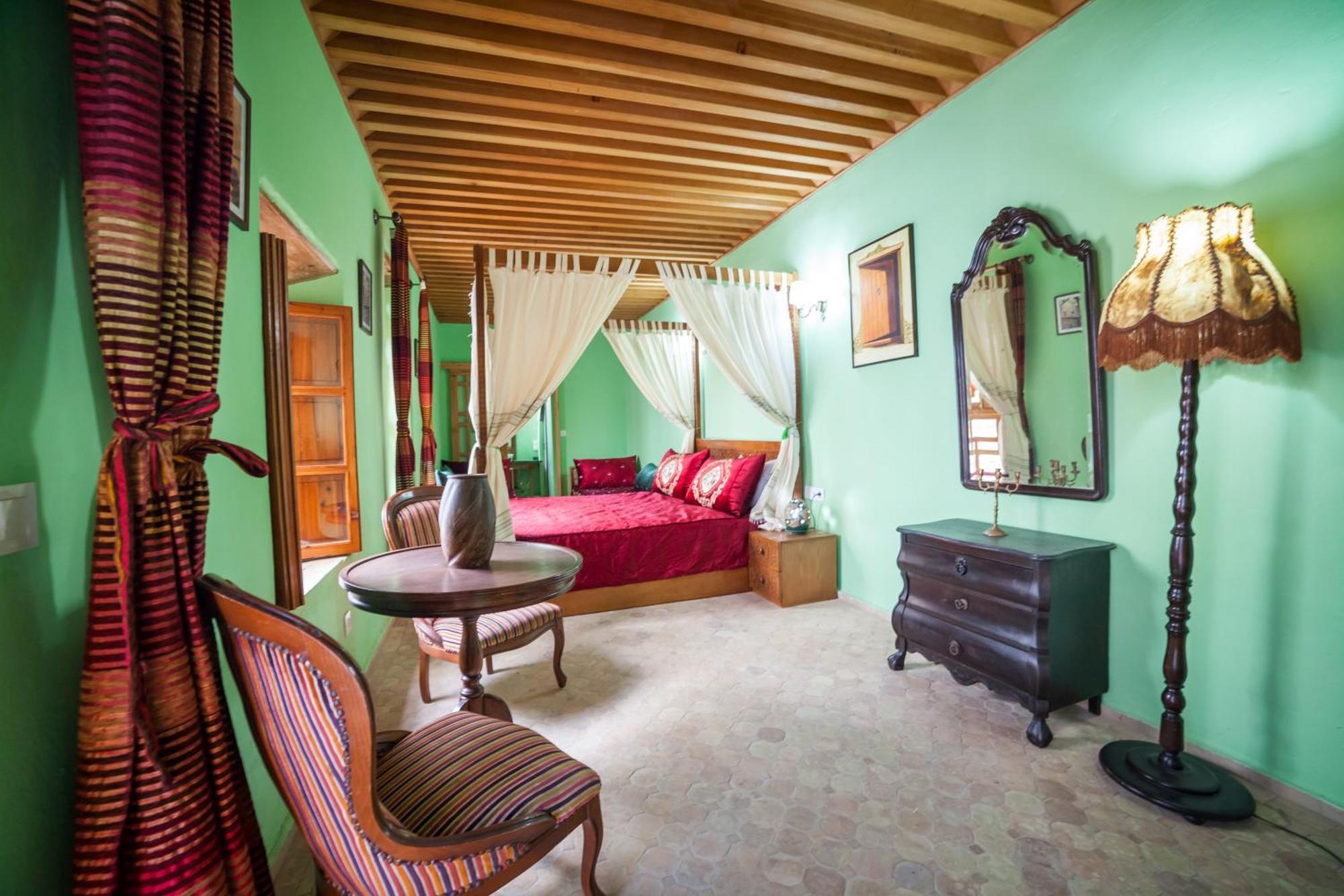Dar Shaeir Bed & Breakfast Rabat Oda fotoğraf